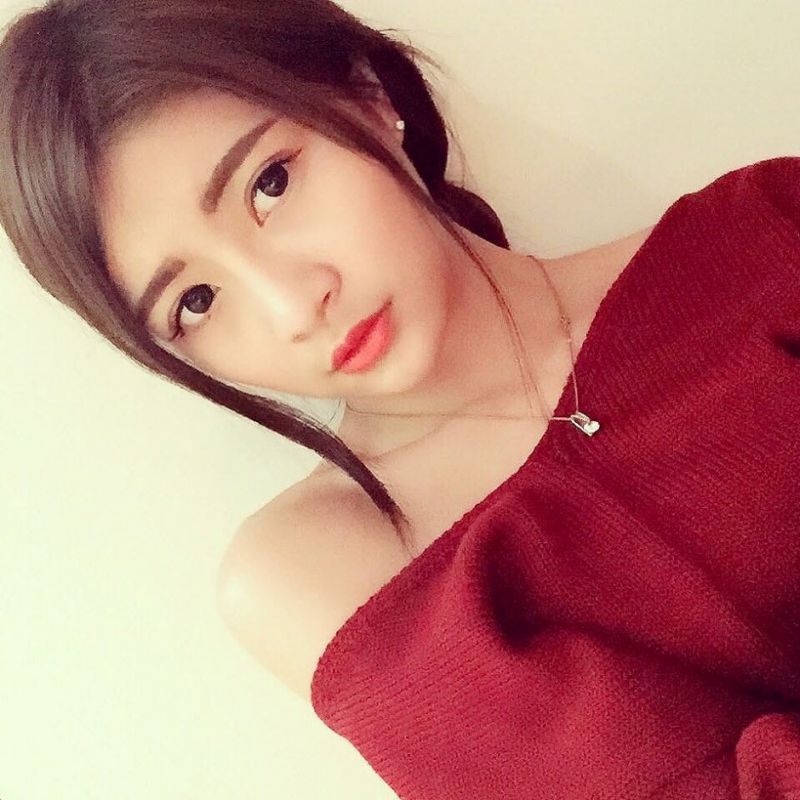 可爱甜美女生Momo毛毛私拍美图合辑