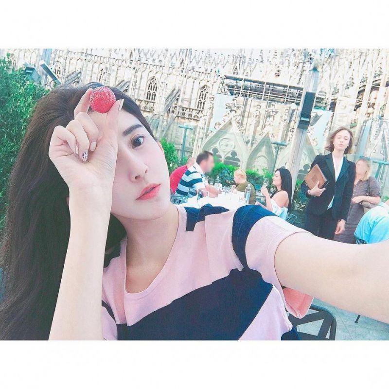 空灵美女粘婉柔唯美外拍图片