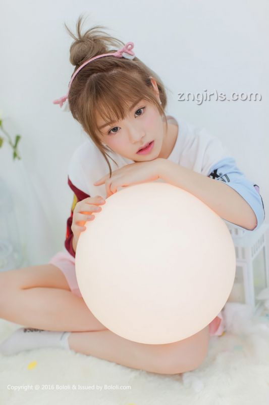 SS Idol Zero90后美少女杂志摄影图片