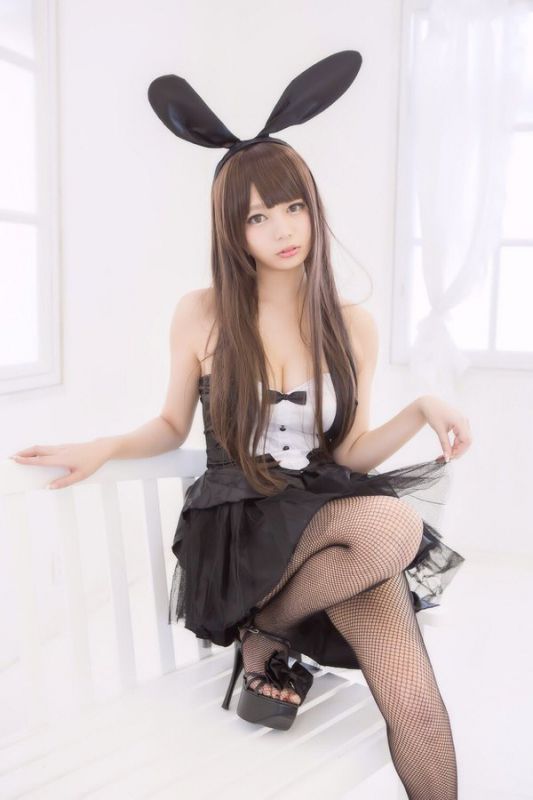 日本美女模特早みる私拍美图欣赏