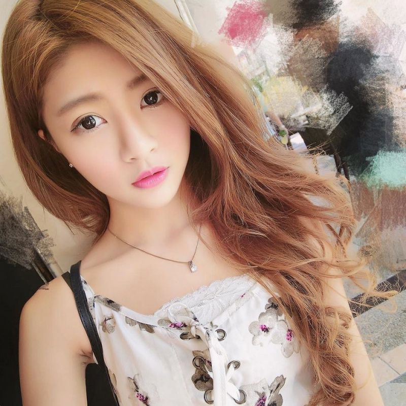 可爱甜美女生Momo毛毛私拍美图合辑