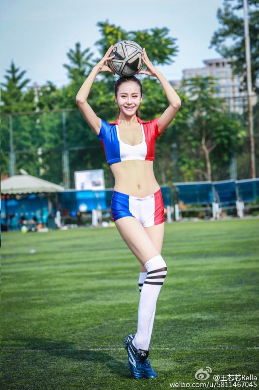 90后美女模特王芯芯Rella私拍图片欣赏