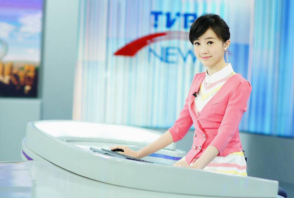 人气女主播蔡宜静私拍养眼美照图片