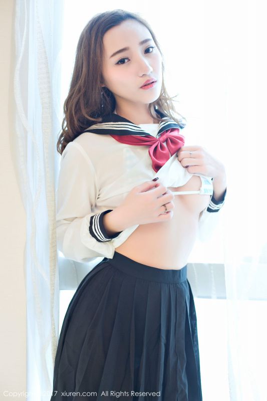 90后美女模特翟奥奥性感私房照图片