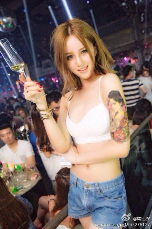 中德混血儿曾嘉琪Seven微博摄影写真图片