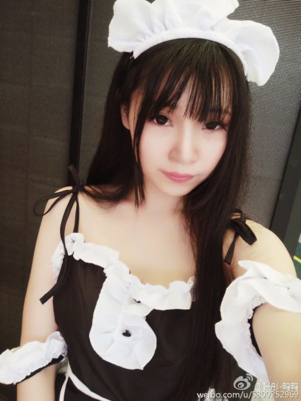 展会美女鸭鸭(张彤)微博私拍图片