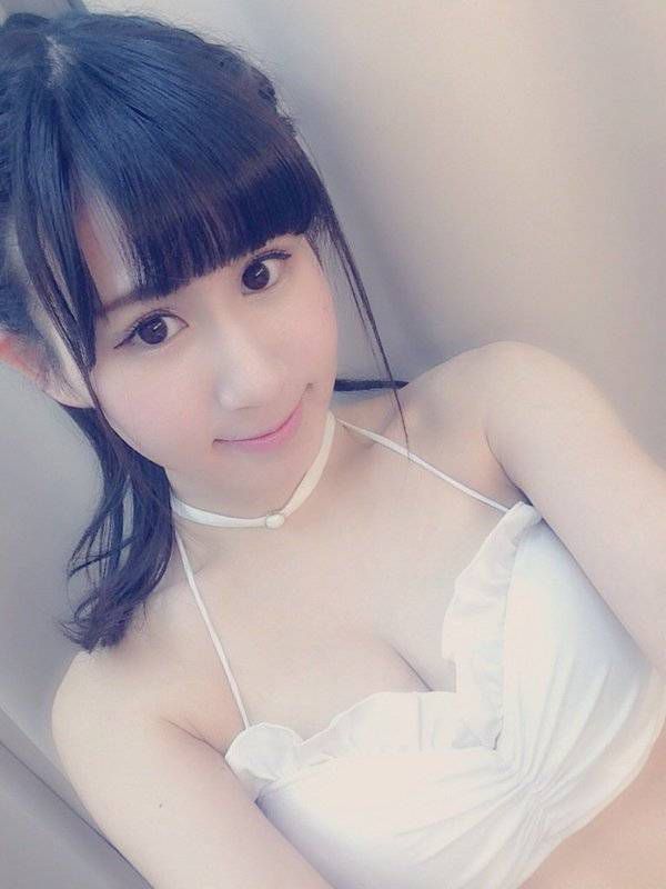 日本清纯美少女水gまい自拍写真图片