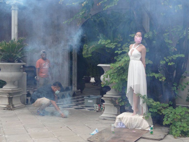 花旦美女陈滢半透明的舞娘写真集