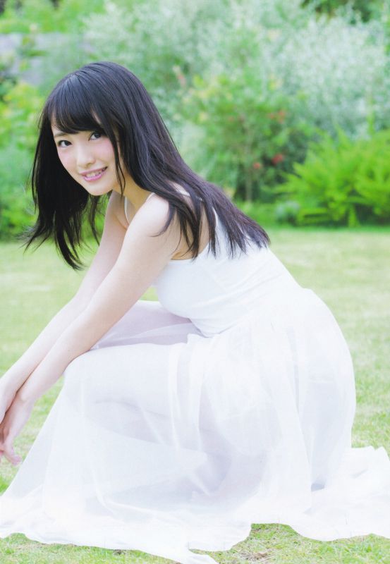 日本AKB48美少女向井地美音私拍图片欣赏