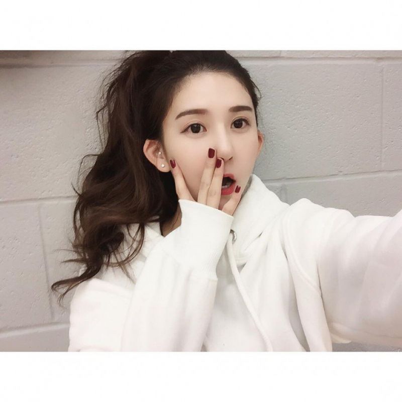 空灵美女粘婉柔唯美外拍图片