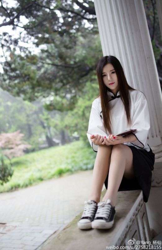 内地女模特Yang_杨歆儿清纯私拍图片合辑