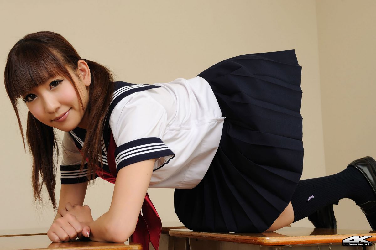日本学生妹秋~ちひろ教室私拍写真图片