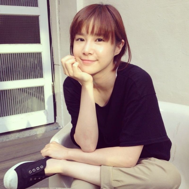 台湾美女李佳颖微博私拍养眼图片