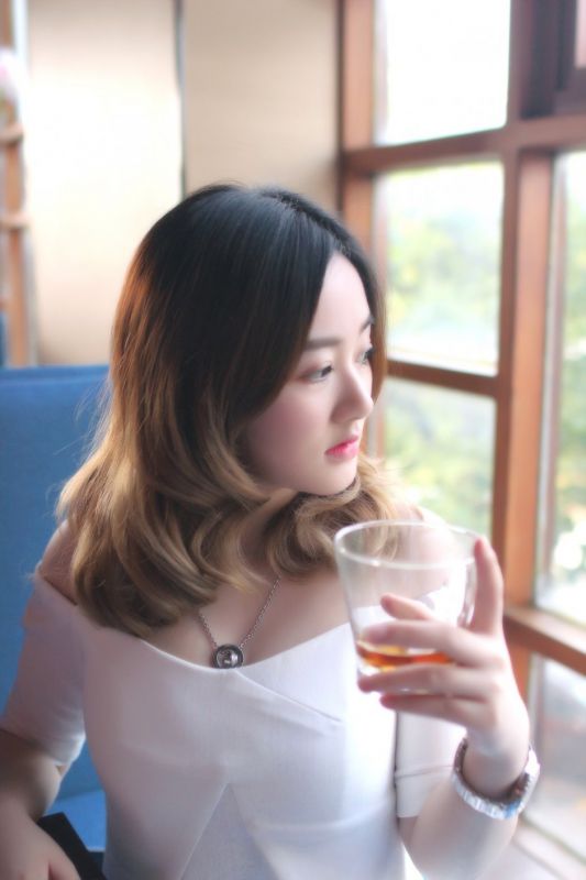 游戏展台美女黄文婧私拍图片集锦