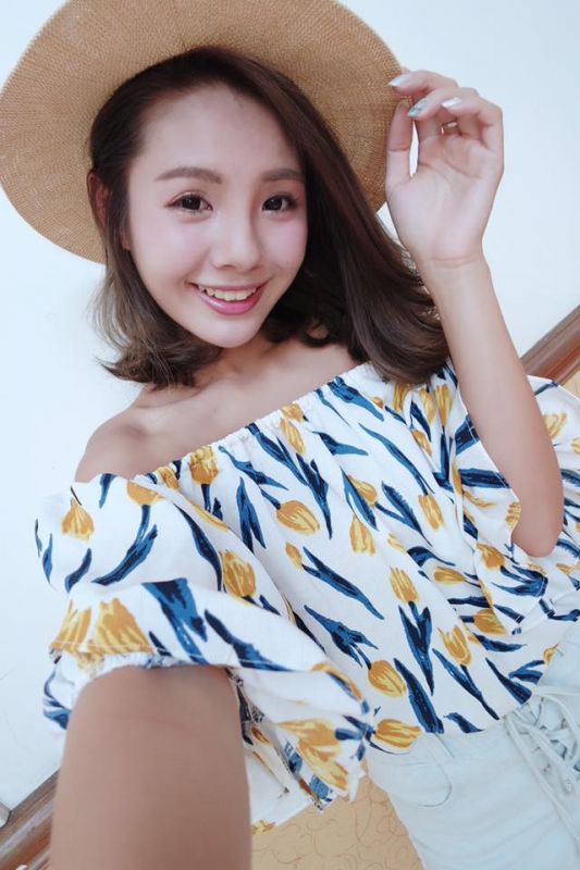 外拍美女模特鲔鱼(徐玮吟)清纯私拍图片