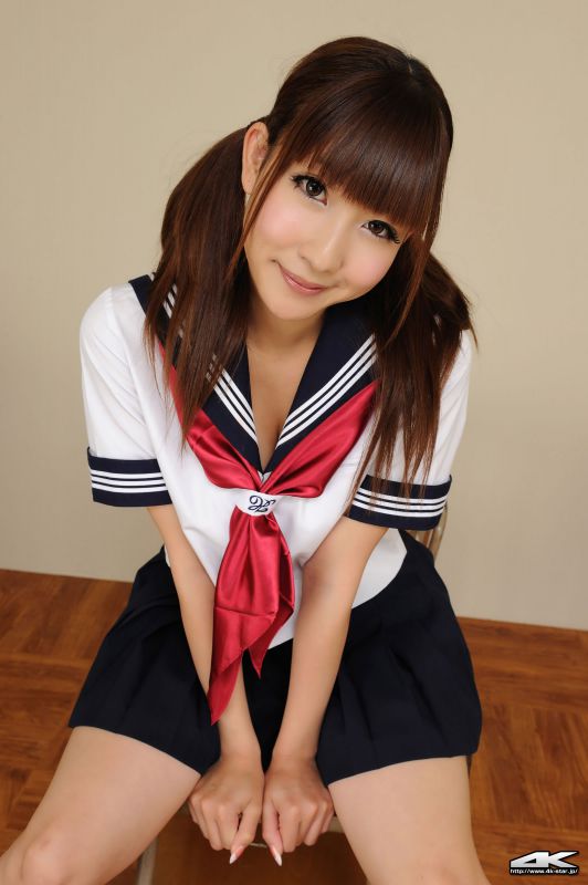 日本学生妹秋~ちひろ教室私拍写真图片