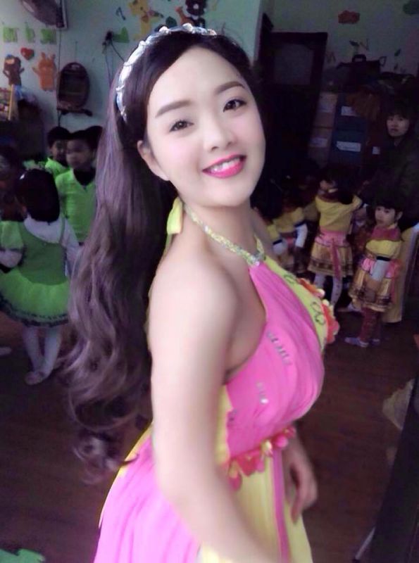 性感大胸美女Cao Giang私拍图片集锦