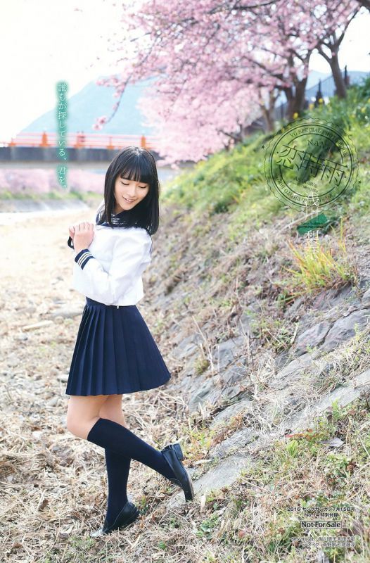 日本童颜巨乳美女浅川梨奈性感比基尼写真