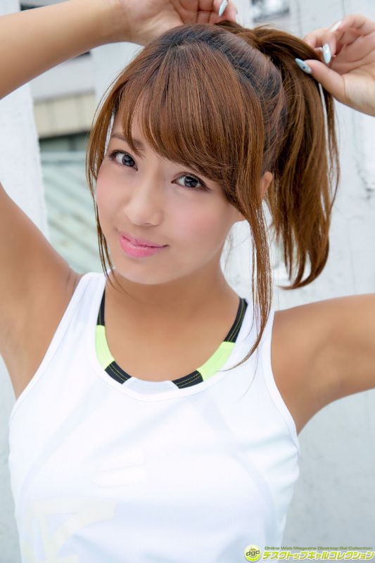 日本制服美女桥本梨菜私拍图片合辑