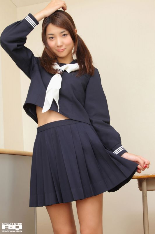 日本学生妹市蛑i教室制服摄影图片