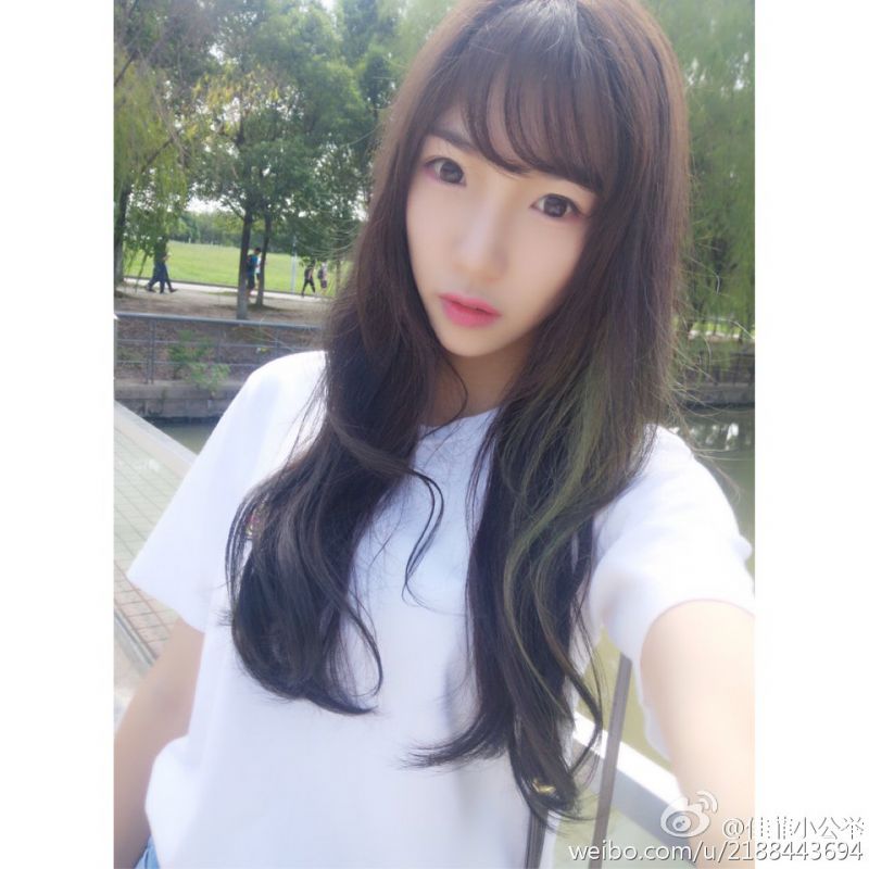 未成年美女施陆佳菲气质养眼照片