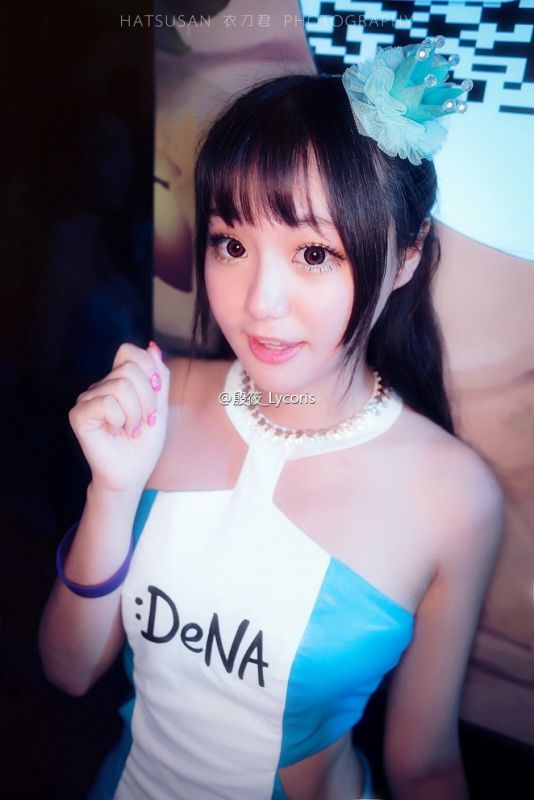 大眼睛美女殷筱Lycoris展会私拍图片
