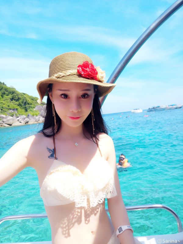 90后美女老板汤维嘉微博私拍美照图片