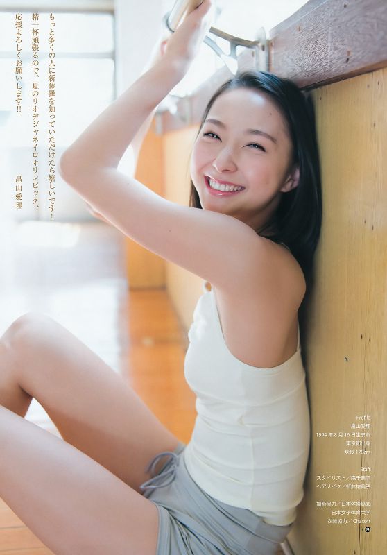 艺术体操美女山爱理私拍图片