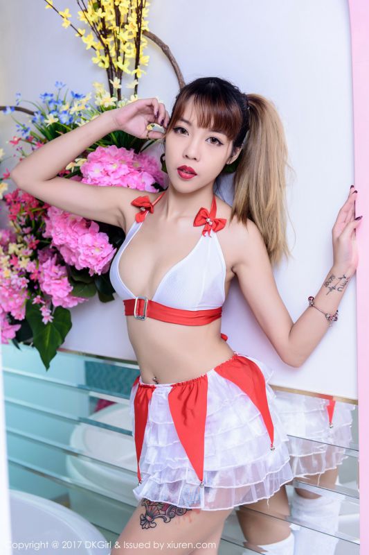 平面模特儿Meow喵喵哒三点式内衣性感写真