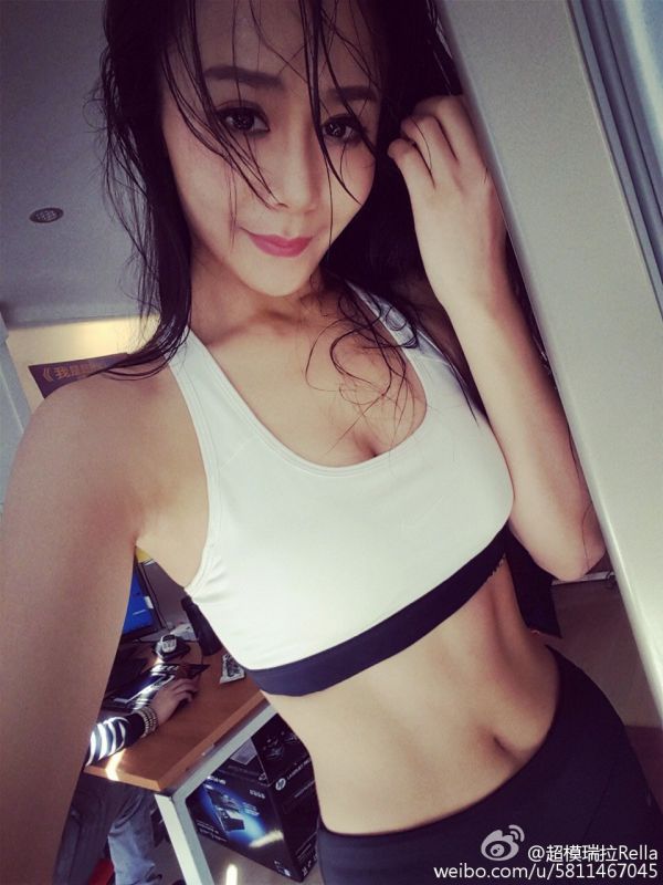 90后美女模特王芯芯Rella私拍图片欣赏