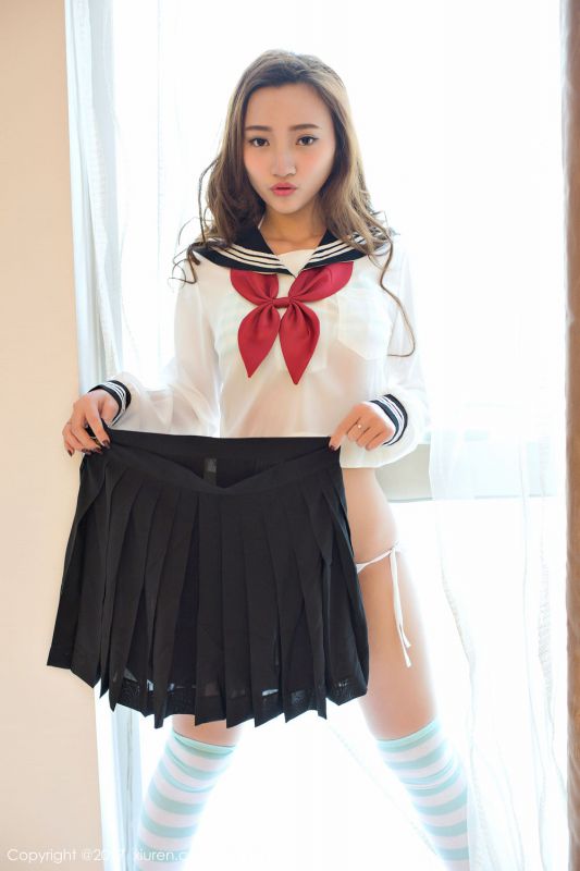 90后美女模特翟奥奥性感私房照图片
