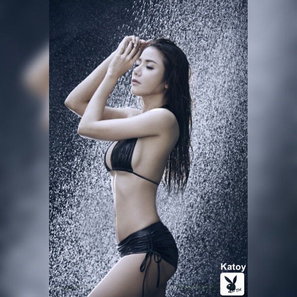 泰国女模特Yaowapha Nilmalee比基尼图片