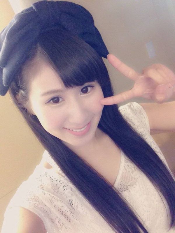 日本清纯美少女水gまい自拍写真图片