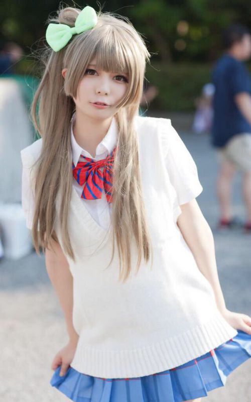 日本美女模特早みる私拍美图欣赏