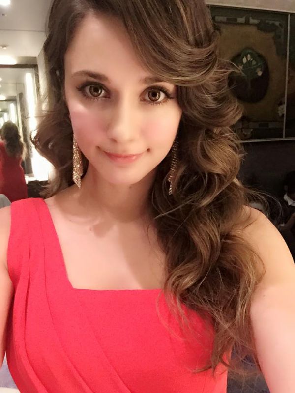 最美混血美女瑞莎Larisa私拍图片集锦