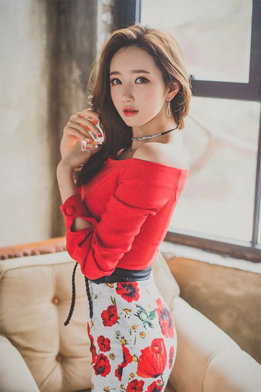 时尚气质美女李妍静绝美高雅摄影写真