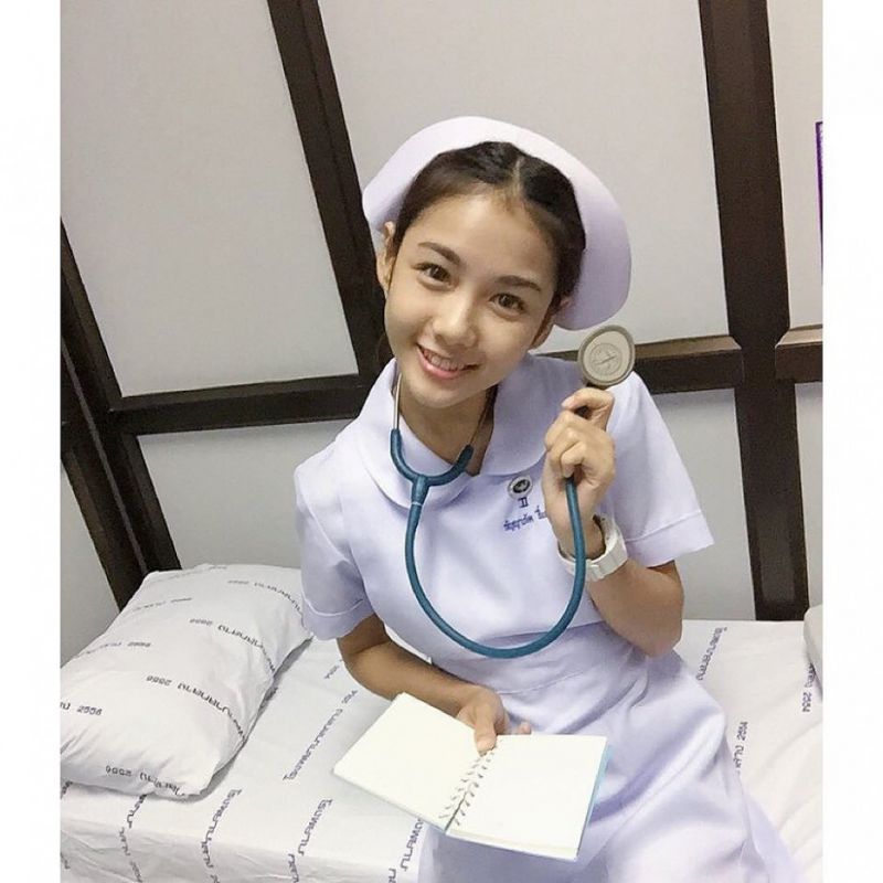 泰国美女护士Namkhing Kanyapak私拍图片
