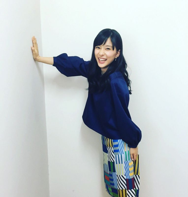 日本女演员芳根京子私拍图片大全