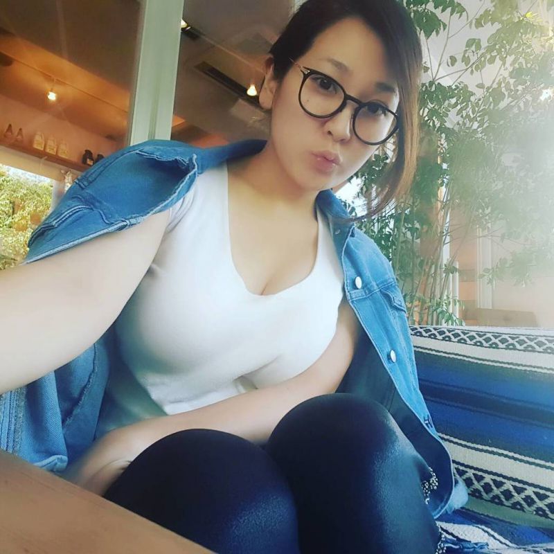 うさまりあ日本巨乳美女性感迷人图片