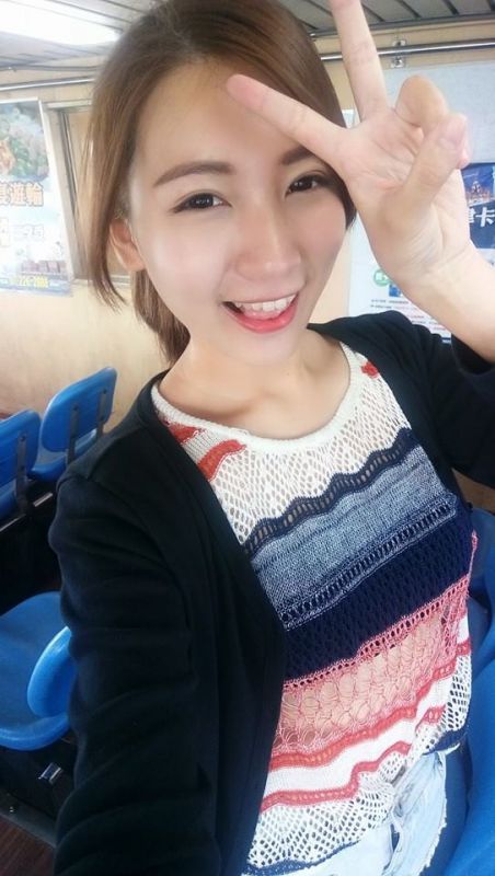台湾大眼美女Tung彤(林俞彤)自拍图片大全
