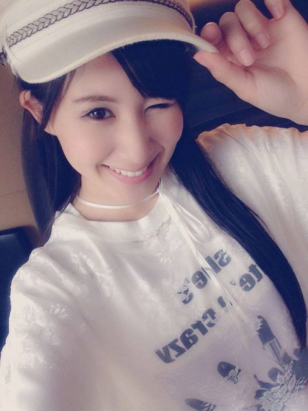 日本清纯美少女水gまい自拍写真图片