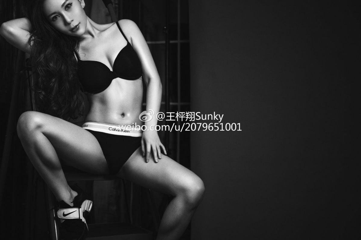 性感舞者王枰翔Sunky摄影图片合辑