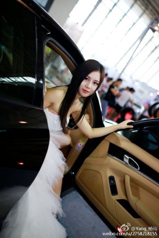 内地女模特Yang_杨歆儿清纯私拍图片合辑
