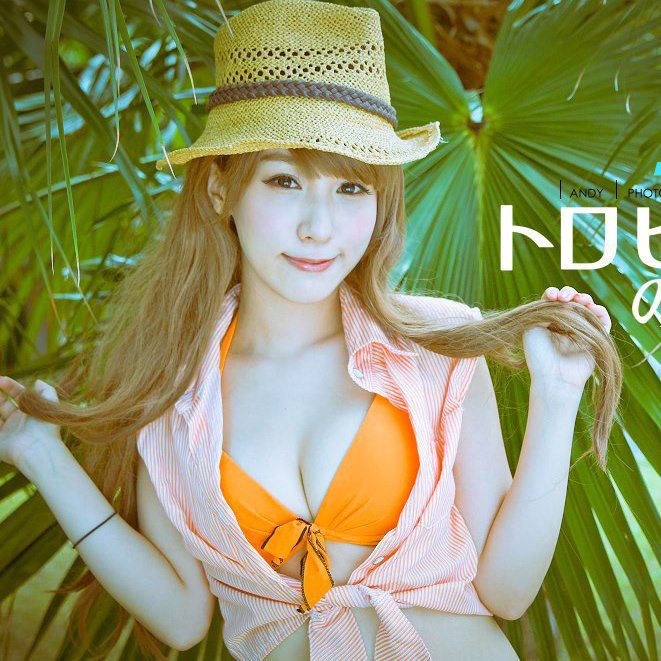 台湾混血美女Kimi步(吕思莹)私拍图片