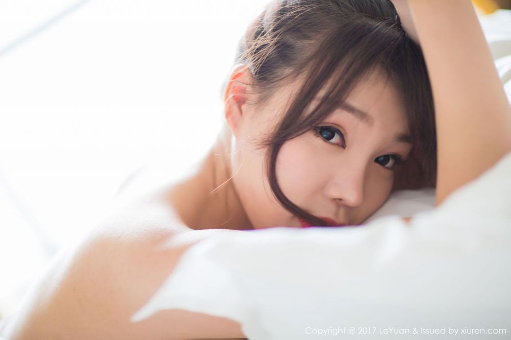 性感女神芝芝Booty私房诱人写真