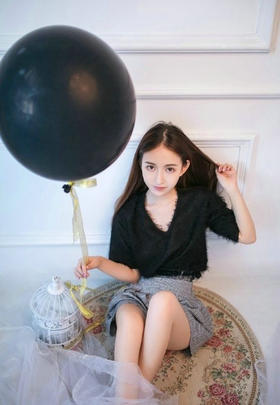 清纯气质女神黑美人养眼勾魂迷人私房唯美写真