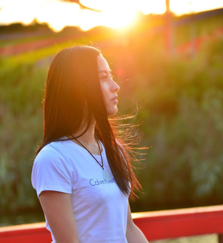清纯美女清丽脱俗空谷幽兰精选图片