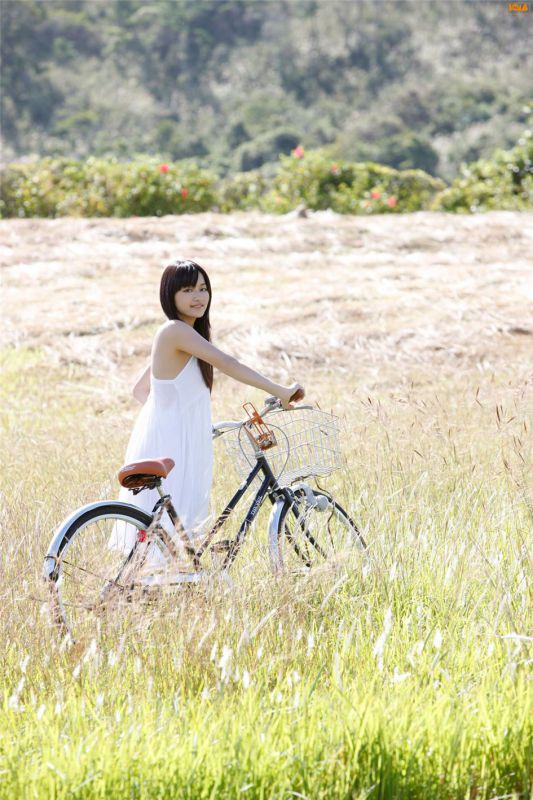 日本美女性感写真 日本美女小泉麻耶甜美气质性感图片
