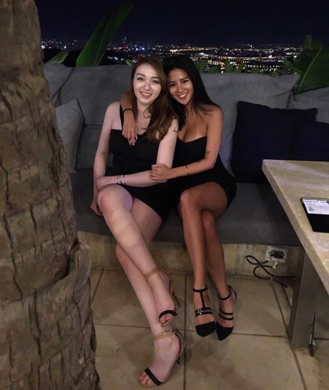 台湾美女护理师林柔君性感自拍照