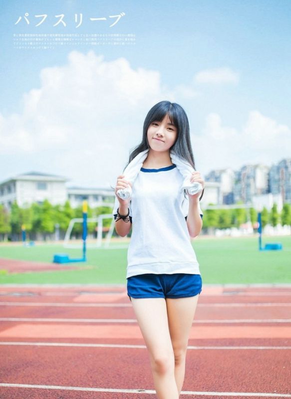 运动少女学生妹校园风俏皮唯美可爱校园阳光养眼图片